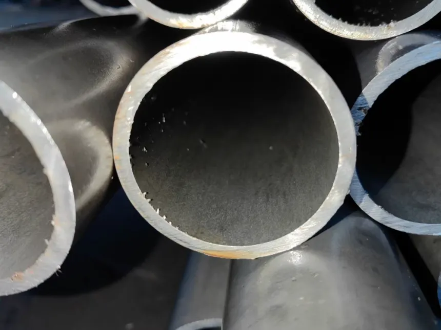 SEAMLESS STEEL PIPE