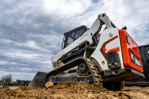 Track Loader - Image 2